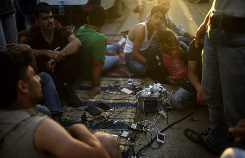 recharging-phones