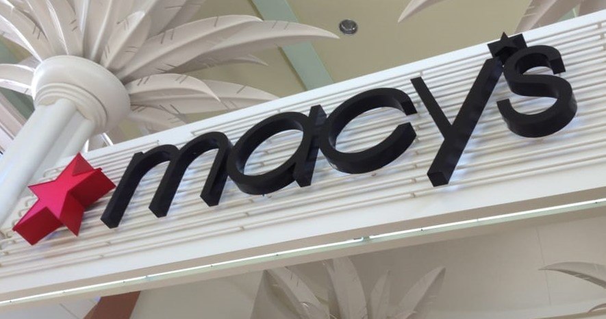 Macy's in the Digital Age - Technology and Operations Management
