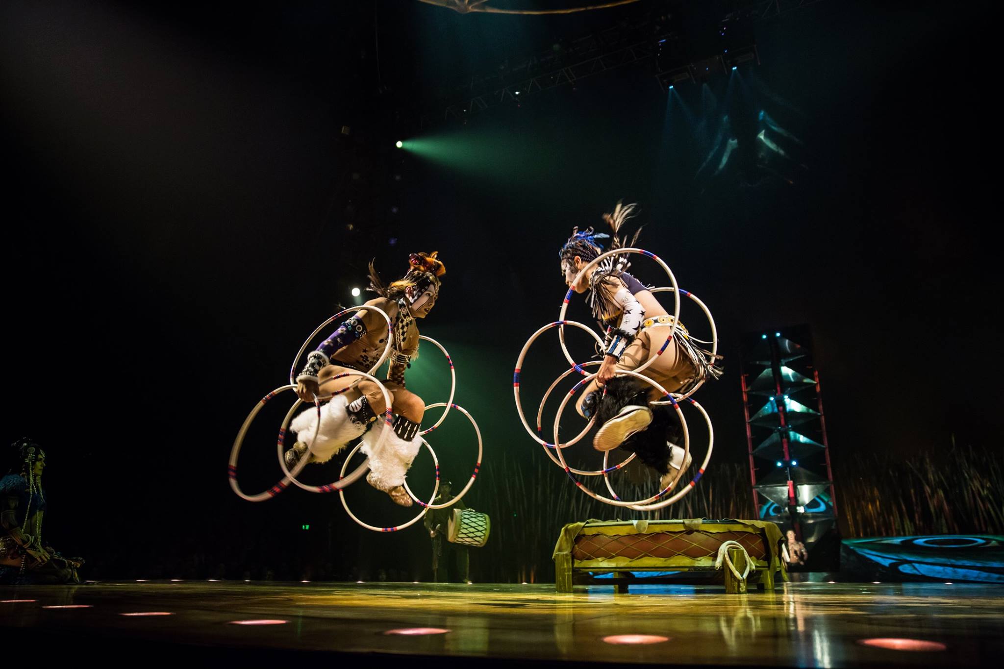 Cirque du Soleil literally jumps through hoops to put on a holiday show