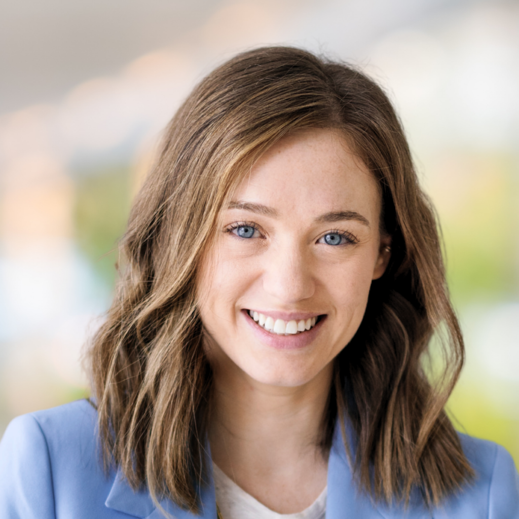 Charlotte Chaze headshot