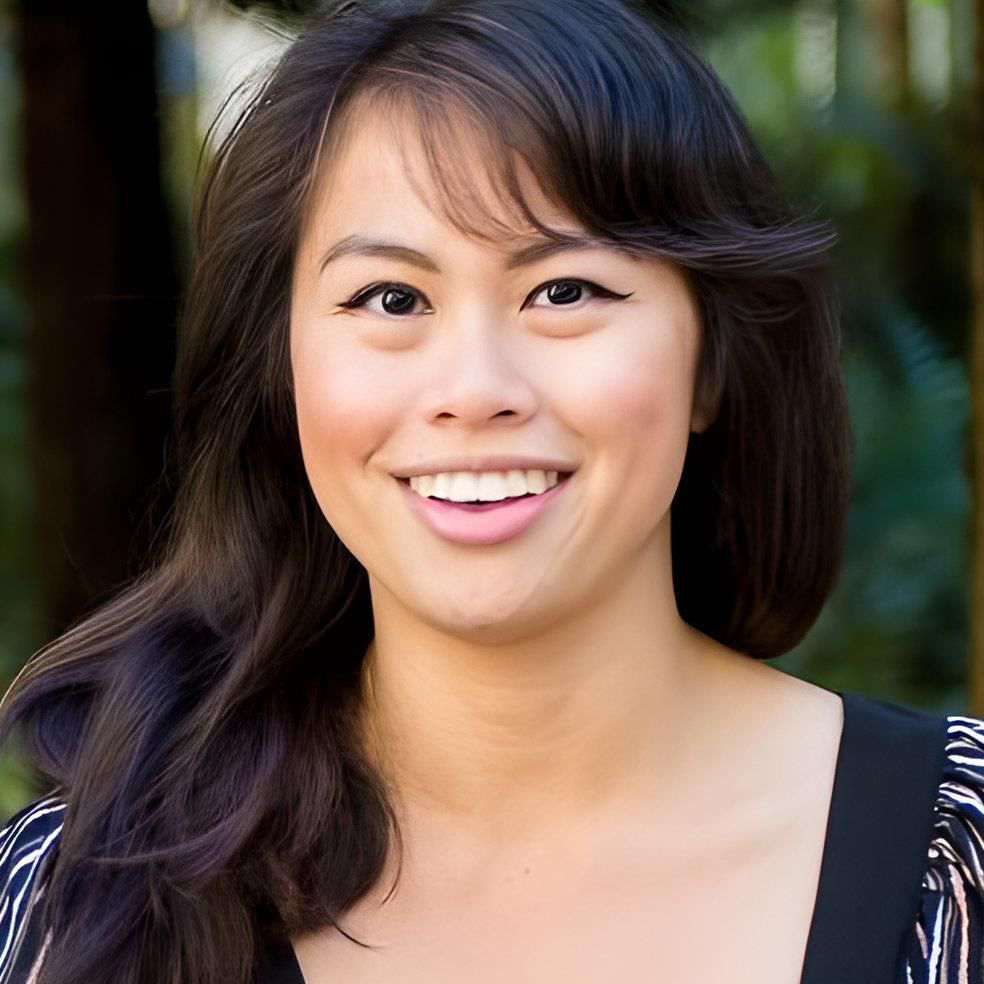 Sabrina Ramonov headshot