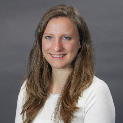 Headshot of Lisa Krayer